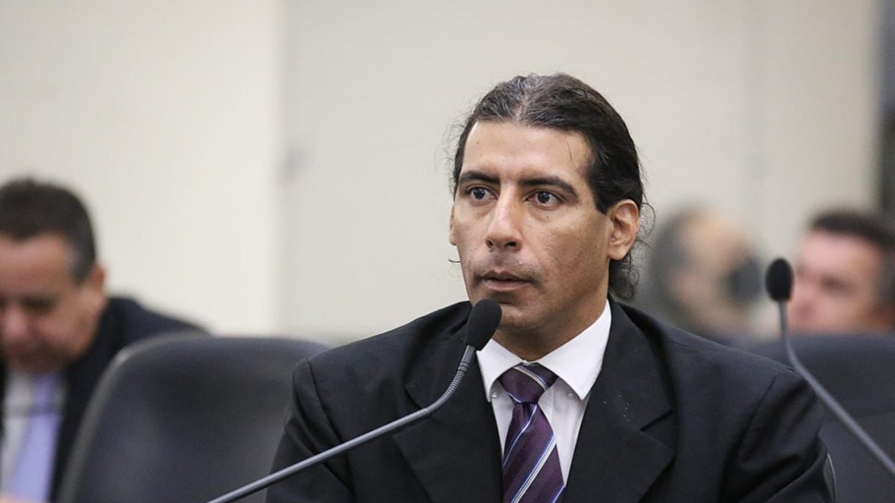 Lobão apresenta projeto que institui o Dia Estadual da Conscientização sobre o uso Medicinal da Cannabis