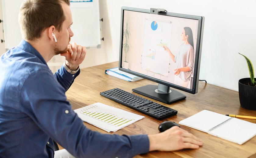 Confira opções de cursos rápidos e gratuitos para fazer nas férias