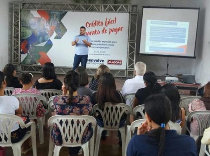 Anadia: produtores rurais e microempreendedores conhecem linha de crédito da Desenvolve