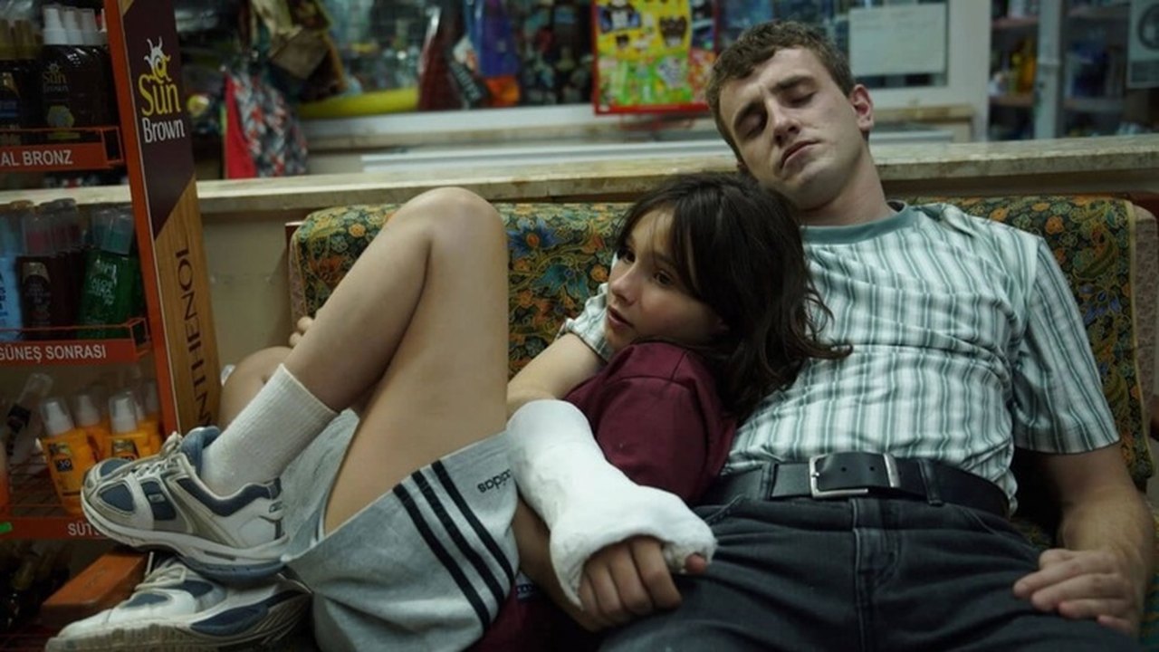Drama ‘Aftersun’ promove uma reconciliação com a memória