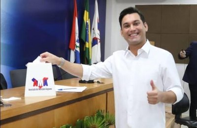 Bem avaliado, prefeito Rodrigo Valença é eleito secretário-geral da AMA 