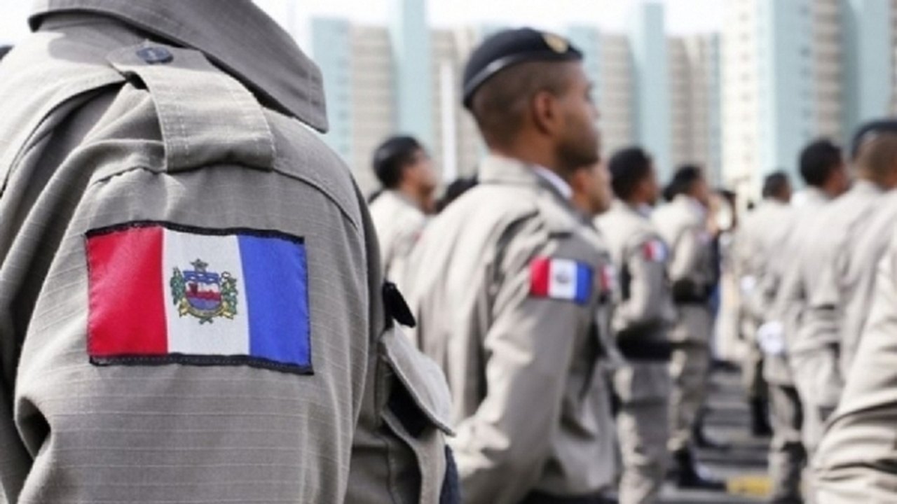 Renan Filho anuncia promoção de membros da Polícia Militar de Alagoas
