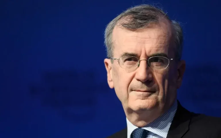 Dirigente do BCE afirma que instituição deve cortar juros na próxima reunião