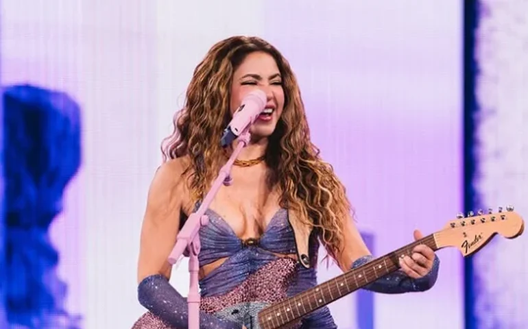 Shakira agradece ao público após apresentação histórica no Todo Mundo no Rio