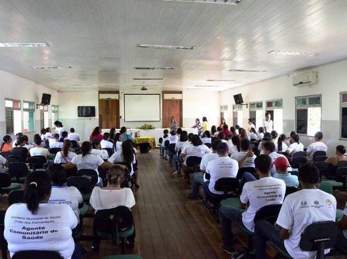 Prefeitura de União dos Palmares realiza reunião com agentes de saúde