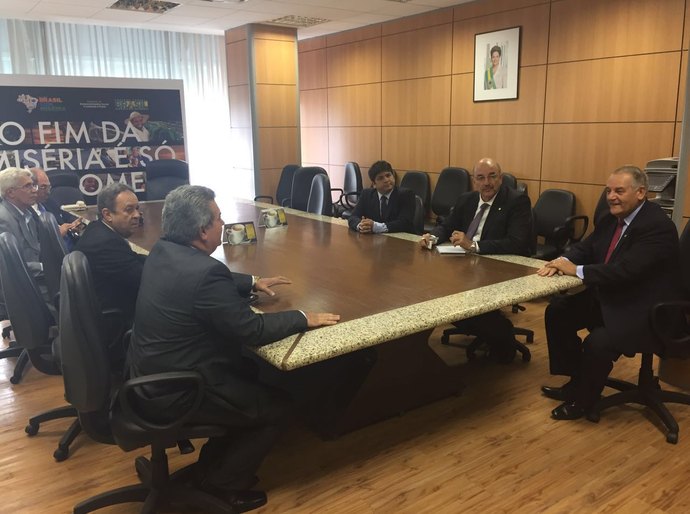 Novo ministro do MDS declara que irá priorizar Programa do Leite de Alagoas