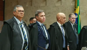 Ministros do STF em formalidade. Fonte: Internet