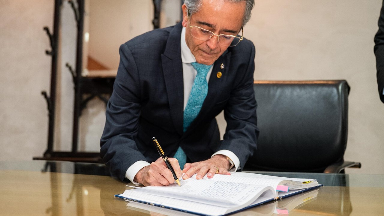 Fábio Bittencourt assume interinamente o Governo de Alagoas
