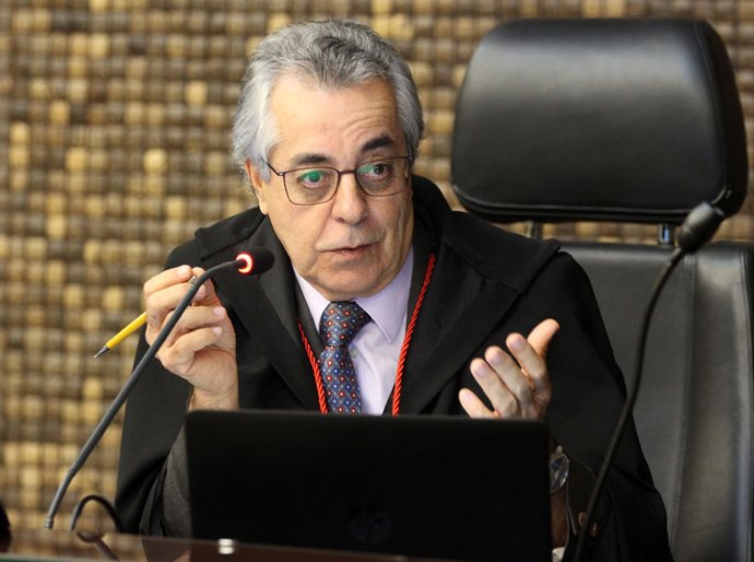 TJ de Alagoas decide que greve da Educação em Arapiraca foi legal