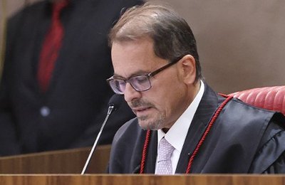TSE inicia julgamento de recurso que pede cassação do governador de Alagoas