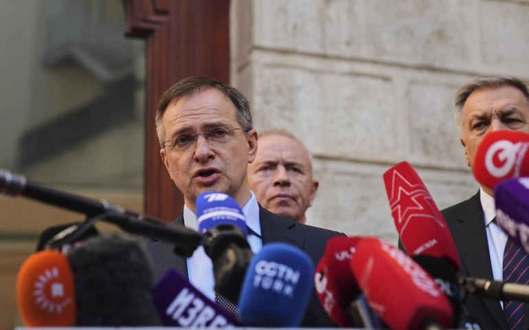 Próxima rodada de negociações sobre a Ucrânia pode não acontecer na Turquia, diz fonte à Sputnik