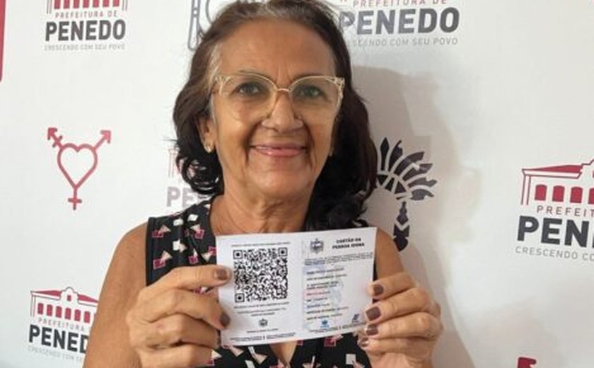 Prefeitura de Penedo inicia entrega da carteira que garante transporte gratuito intermunicipal para pessoa idosa Municípios