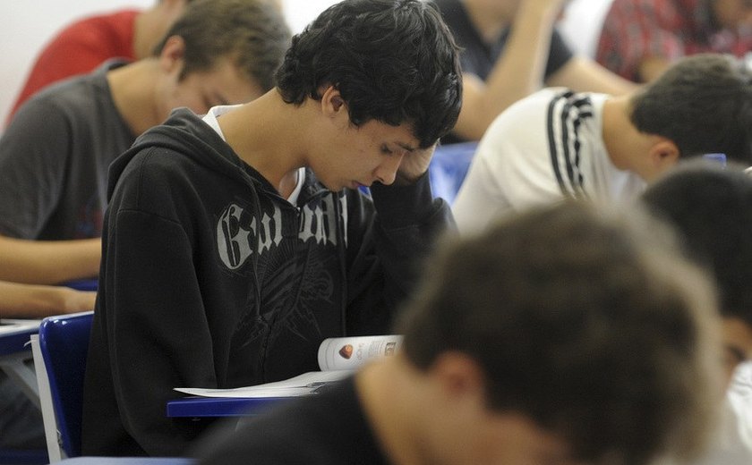 Comissão debate ensino superior privado e fortalecimento do Inep e do FNDE