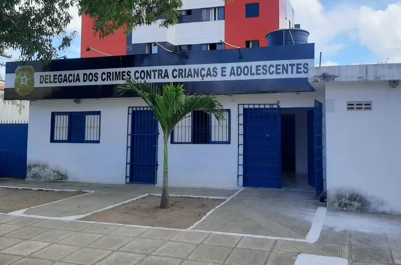 Polícia Civil prende homem que comprava e armazenava imagens envolvendo pornografia infantil em Maceió