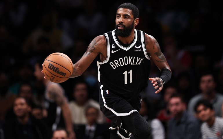 Brooklyn Nets suspende Kyrie Irving por 5 jogos por apoiar filme antissemita