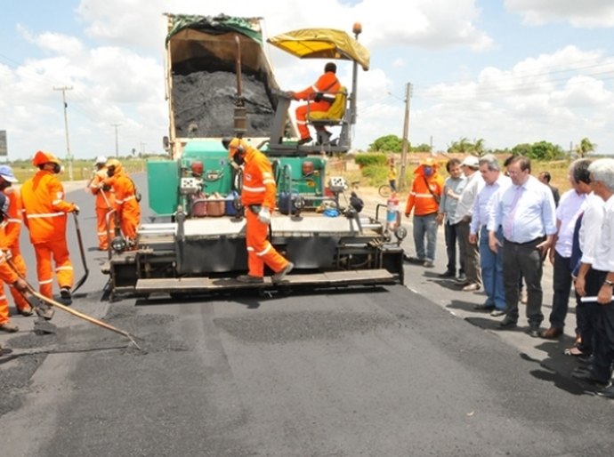 Governo deve entregar várias obras rodoviárias até o começo de 2017