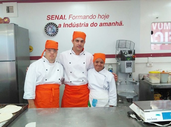 Aluno do Senai/AL com down é destaque em seminário internacional