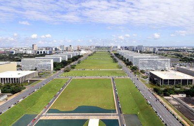 Com corte de 21 mil cargos, governo quer economizar R$ 209 mi por ano