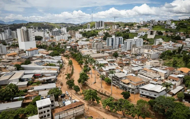 Em 30 dias, Governo do Brasil amplia apoio às famílias e lidera reconstrução na Zona da Mata mineira