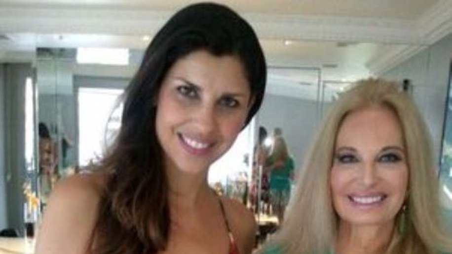 'Se não quiser ver, muda de canal', diz Brunete sobre 'Mulheres Ricas''