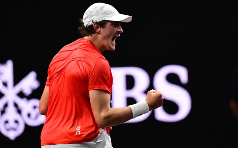 Agassi elogia confiança de João Fonseca: 'Acredita que pode melhorar sempre e eu adoro isso'