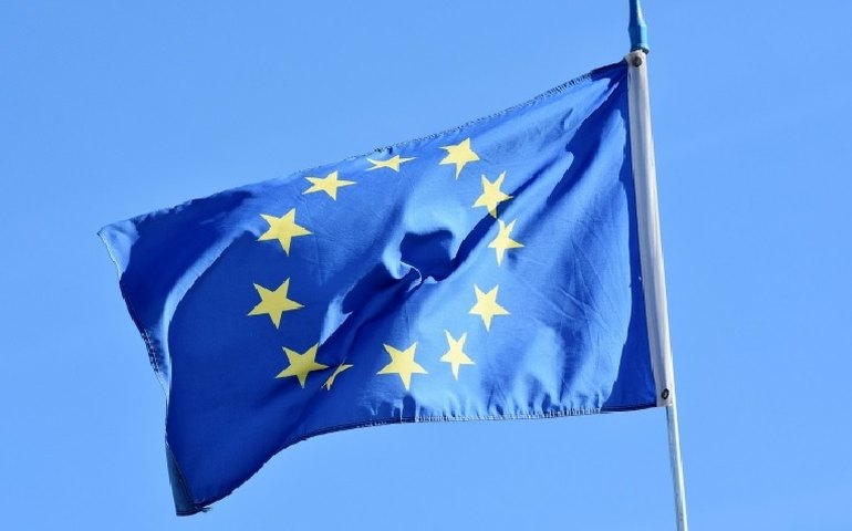 UE diz que setor bancário é 'resiliente, com fortes posições de capital e liquidez'