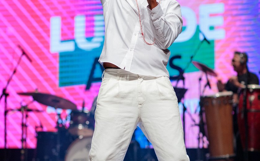 Luiz de Assis é o grande vencedor da quarta edição do IV Festival de Música Popular Em Cantos de Alagoas