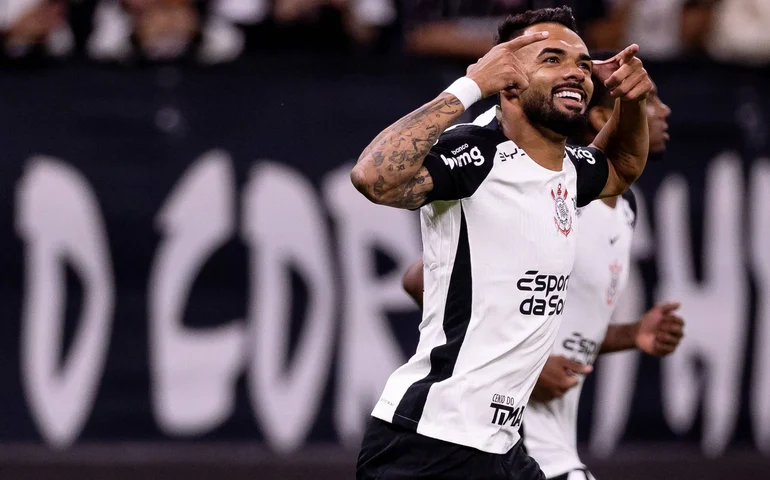 Corinthians faz melhor jogo sob comando de Diniz, domina Penãrol e mantém 100% na Libertadores