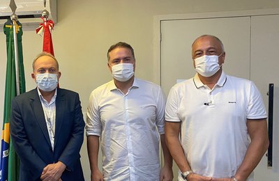 Deputado Galba Novaes participa da assinatura da ordem de serviço para construção de um CISP