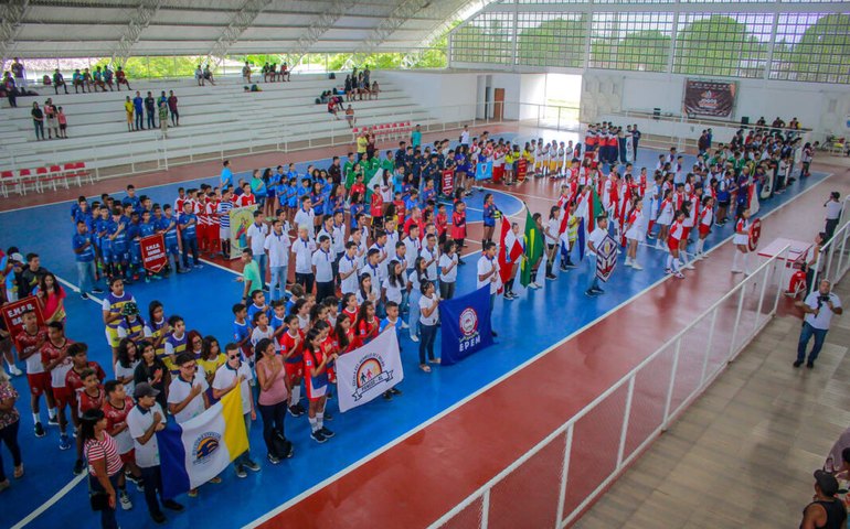 Prefeitura de Penedo inicia os Jogos Estudantis 2022