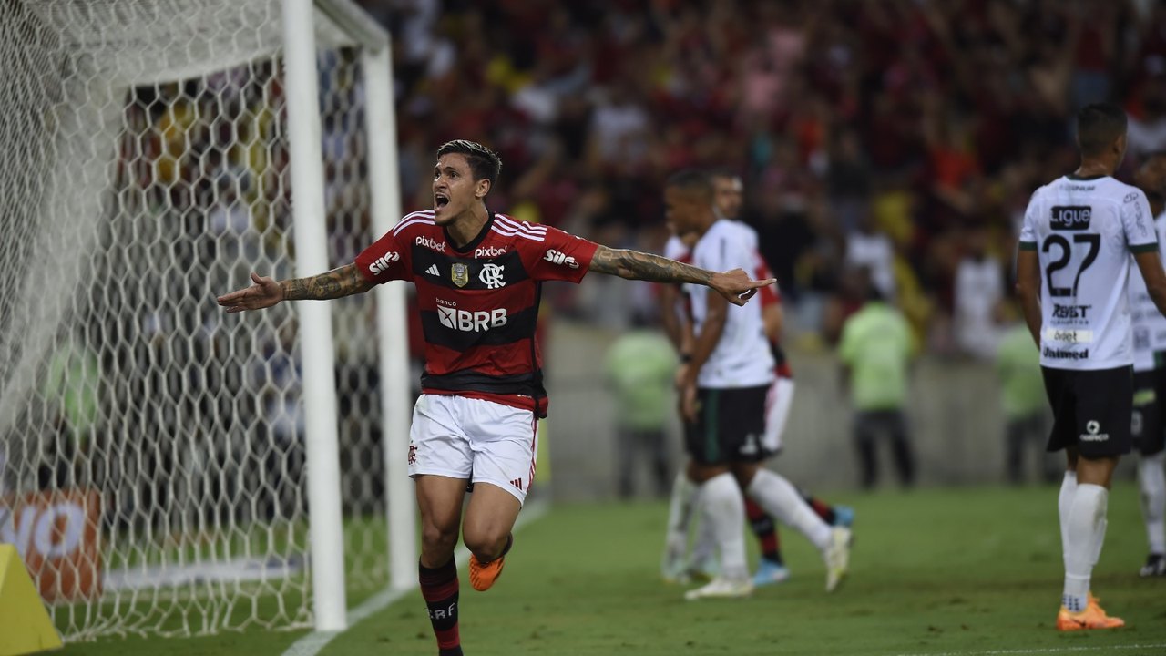 Flamengo goleia o Maringá por 8 a 2 e avança para as oitavas da Copa do Brasil