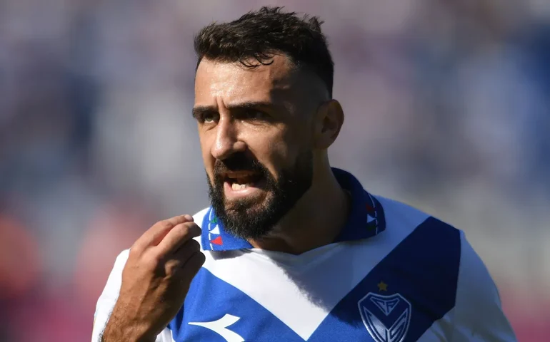 Lucas Pratto, ex-Atlético e São Paulo, é anunciado por clube paraguaio