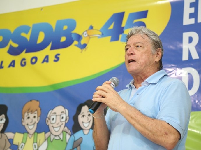 Teotonio diz em Arapiraca que foco do PSDB é Cidadania