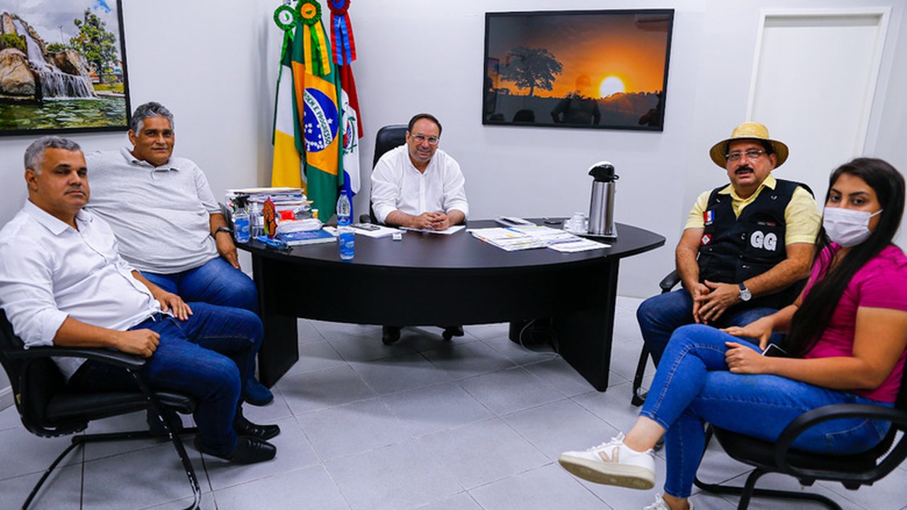 Prefeito de Rio Largo e Arapiraca se reúnem para falar sobre a política alagoana