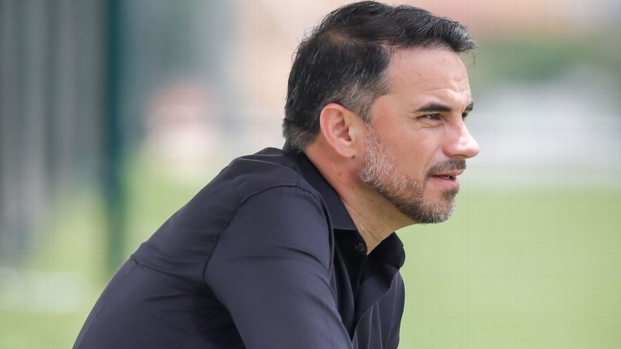 Rodrigo Caetano explica a ausência de jogadores do Flamengo e Palmeiras na convocação