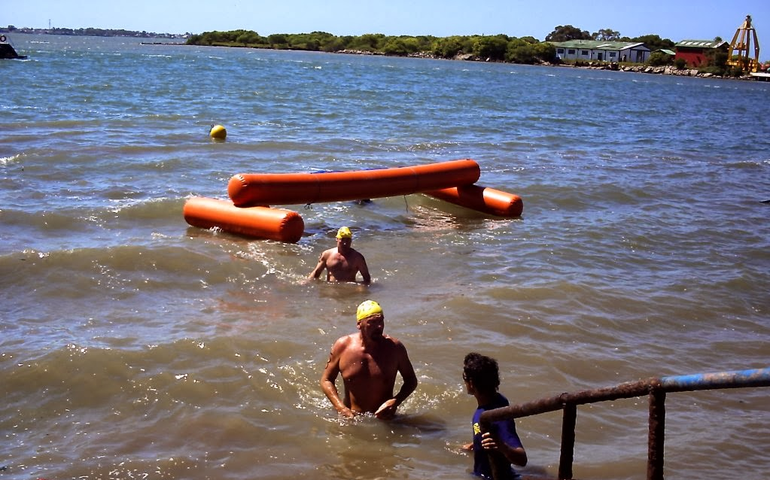 Travessia a nado São José do Norte Rio Grande a mais antiga prova de natação em águas abertas do Brasil