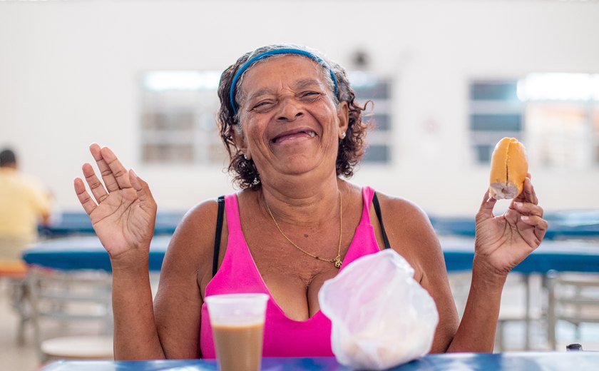 Primeiro dia do Café da Manhã Social﻿ serve 300 refeições em Maceió