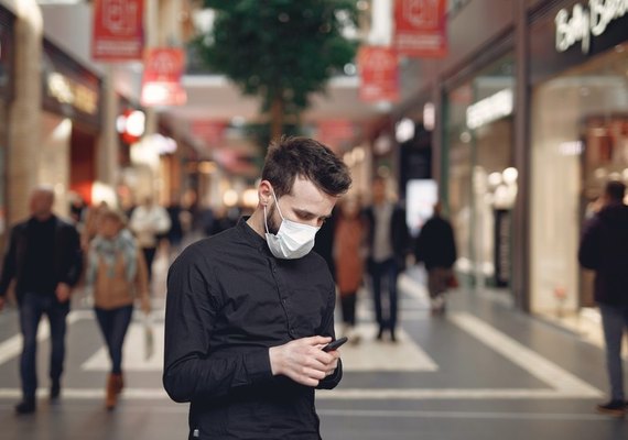 Fluxo de pessoas em lojas físicas sobe 194% em junho; em shoppings, alta de 126%