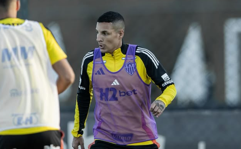 Arana volta aos treinos e deve reforçar o Atlético-MG contra o Flamengo na Copa do Brasil