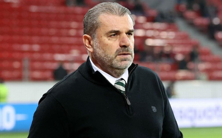 Técnico do Tottenham diz que Bentancur fica fora por duas semanas: 'Seguiremos os protocolos'