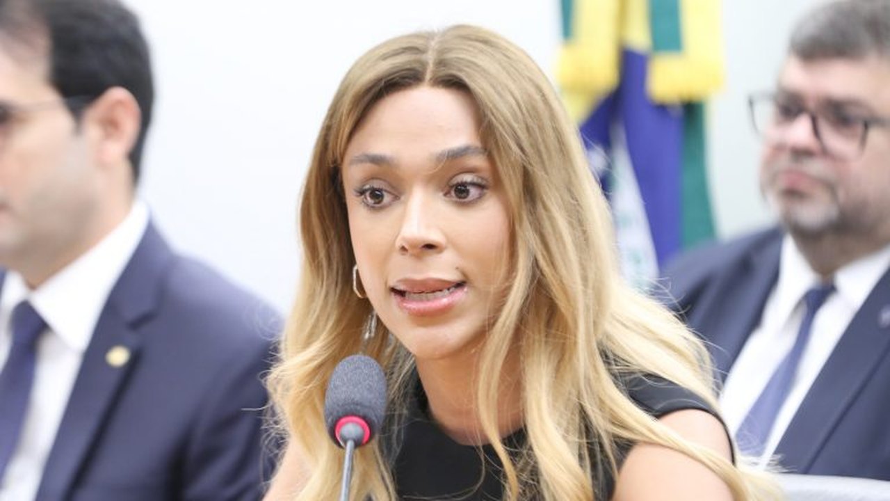 Comissão aprova projeto que exige autodeclaração de cor de candidatos e cria regras para cotas eleitorais