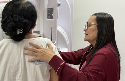 Outubro Rosa: Governo de Alagoas oferta exame gratuito de mamografia para servidoras do Estado
