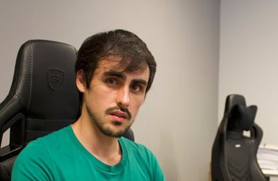Quase 1 em cada 5 pais de crianças menores de 18 anos no Brasil afirma que seu filho já foi vítima de cyberbullying