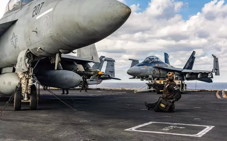 'Estamos nos estágios iniciais da campanha contra Irã', diz Pentágono