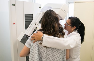 Mamografia não aumenta o risco de câncer na tireoide, diz especialista