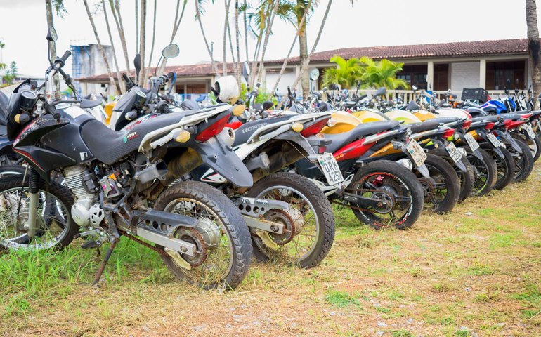 Detran Alagoas promove leilão virtual com 100 veículos conservados