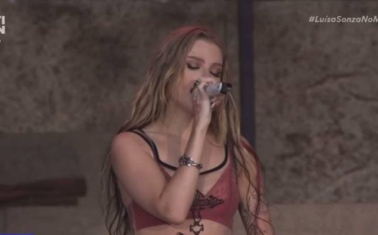 Rock In Rio: Luísa Sonza celebra 1 bilhão de reproduções de 'Escândalo Íntimo'