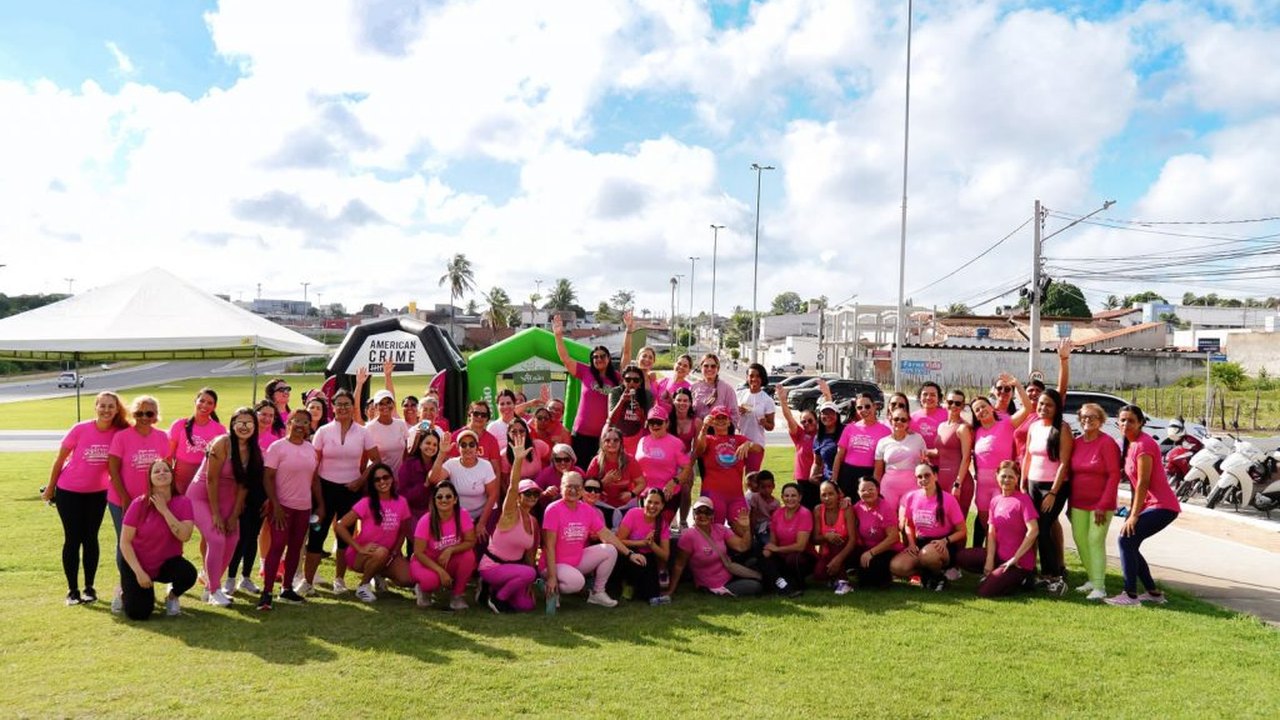 Outubro Rosa mobiliza mulheres em aulão funcional na Marginal do Riacho Piauí
