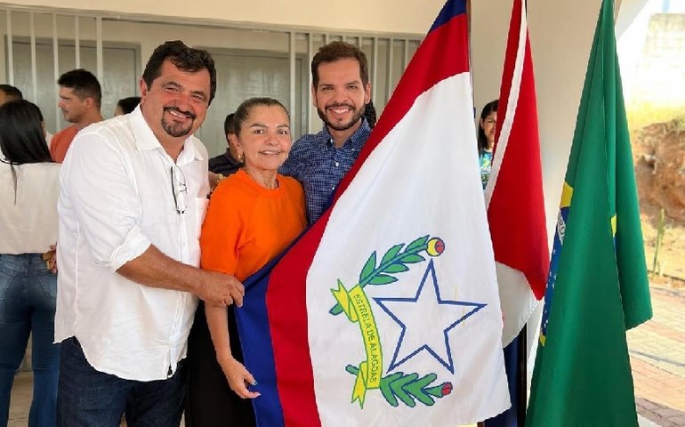 2024: Ângela estará para Palmeira, assim como, Arlindo para Estrela de AL