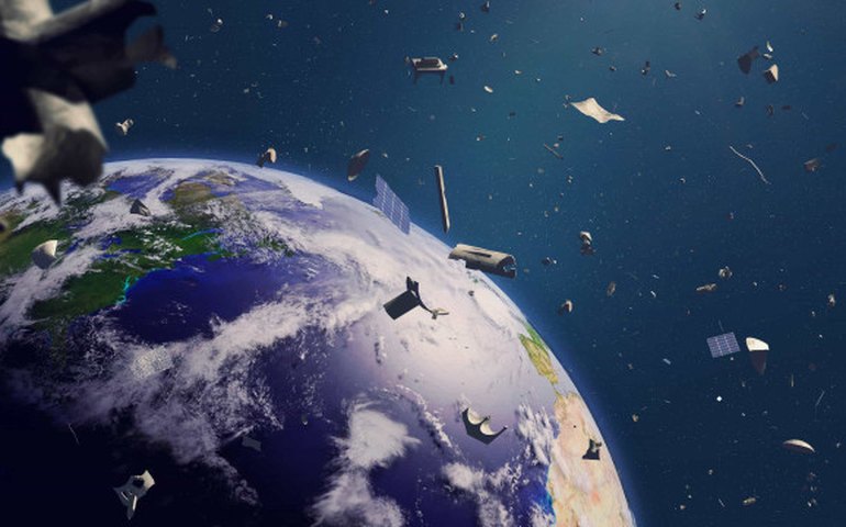Primeira multa por lixo eletrônico no espaço é aplicada nos EUA